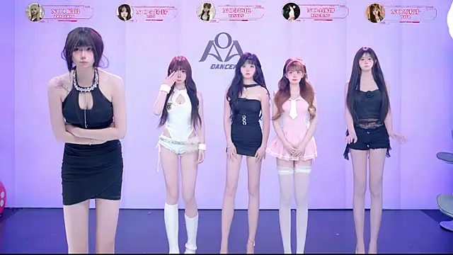 Snapshot of AOA-001 chatting on 07-22-26, 12:08 AOA-001 online show from 07-22-26, 12:08