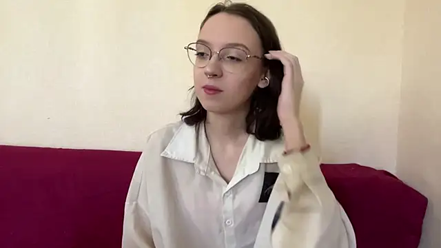 Snapshot of EvaRavelle chatting on 07-02-26, 07:25 EvaRavelle online show from 07-02-26, 07:25