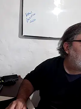 Snapshot of 12Paradarte chatting on 07-23-26, 01:19 12Paradarte online show from 07-23-26, 01:19