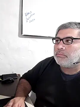 Snapshot of 12Paradarte chatting on 07-23-26, 01:58 12Paradarte online show from 07-23-26, 01:58
