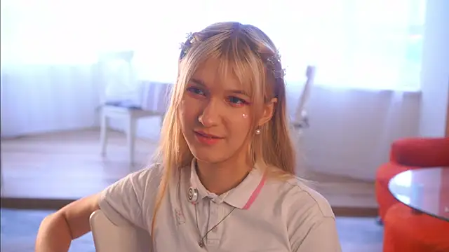 Snapshot of AnabelWolanin chatting on 07-14-26, 06:07 AnabelWolanin online show from 07-14-26, 06:07
