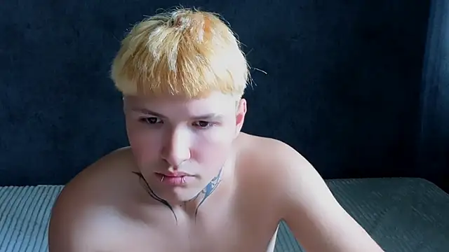 Snapshot of JonnyDarkk chatting on 07-24-26, 10:24 JonnyDarkk online show from 07-24-26, 10:24