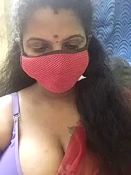 Snapshot of Poojitha-Queen chatting on 07-03-26, 05:19 Poojitha-Queen online show from 07-03-26, 05:19