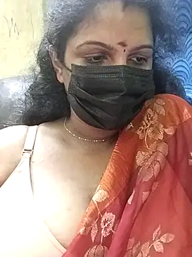Snapshot of Poojitha-Queen chatting on 07-28-26, 08:52 Poojitha-Queen online show from 07-28-26, 08:52
