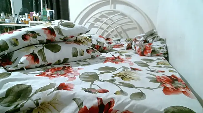 Snapshot of dominant_mistress69 chatting on 01-23-25, 12:19 dominant mistress69 online show from 01-23-25, 12:19