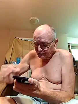 Joeyw57 online show from 07-18-26, 01:48
