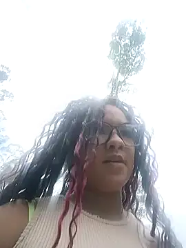 Snapshot of alexa_bossh chatting on 07-25-26, 04:15 alexa bossh online show from 07-25-26, 04:15