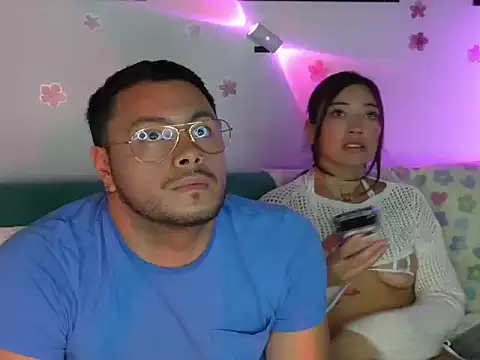 Abrilmidnight20 online show from 07-27-26, 01:51