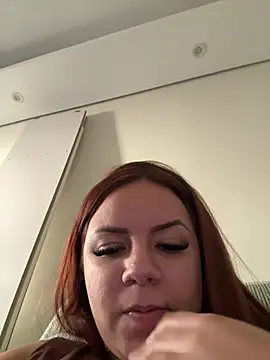 Snapshot of victoria_2122 chatting on 07-09-26, 08:02 victoria 2122 online show from 07-09-26, 08:02