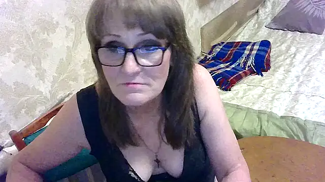 Snapshot of Manulenok chatting on 07-17-26, 06:46 Manulenok online show from 07-17-26, 06:46