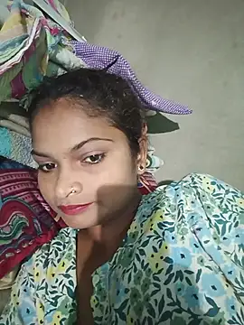 Snapshot of aanchalmashi chatting on 07-22-26, 04:15 aanchalmashi online show from 07-22-26, 04:15