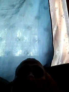 Snapshot of Nikoll560 chatting on 07-25-26, 04:32 Nikoll560 online show from 07-25-26, 04:32