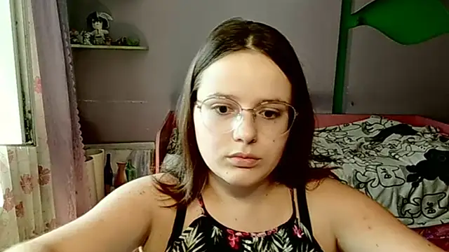 Snapshot of RoseLyyn chatting on 07-01-26, 12:51 RoseLyyn online show from 07-01-26, 12:51