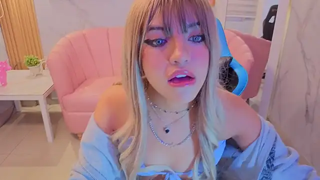 yuna doll a online show from 07-11-26, 12:41