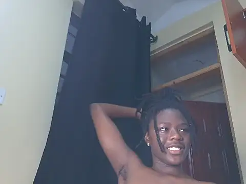 Snapshot of blackdiva_ chatting on 07-25-26, 12:58 blackdiva online show from 07-25-26, 12:58