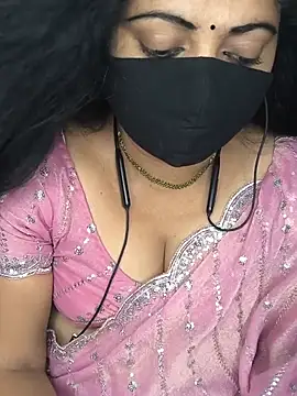 Snapshot of Your-Nitya chatting on 07-28-26, 06:20 Your-Nitya online show from 07-28-26, 06:20
