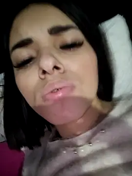 FabyNovinha online show from 07-07-26, 05:21