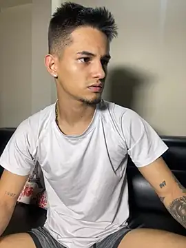 Aaronsexroom online show from 07-30-26, 02:21