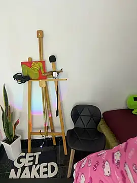Kitty miaw online show from 07-18-26, 02:49
