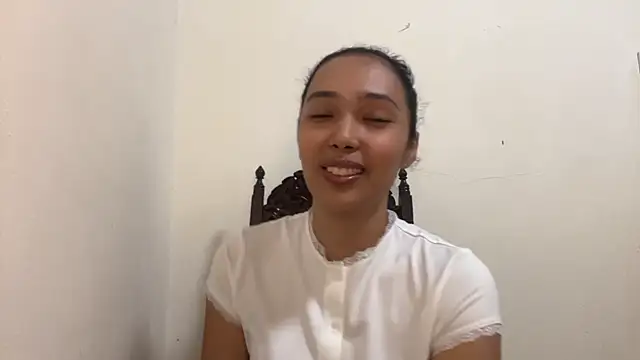 Snapshot of FlorettaBuhl chatting on 07-03-26, 01:17 FlorettaBuhl online show from 07-03-26, 01:17