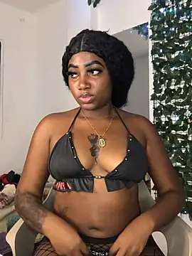 Snapshot of Karime-1 chatting on 07-02-26, 01:16 Karime-1 online show from 07-02-26, 01:16