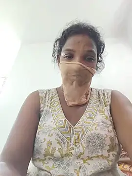 Snapshot of smamoni chatting on 07-20-26, 02:15 smamoni online show from 07-20-26, 02:15