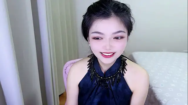 Snapshot of u8u8u chatting on 07-17-26, 02:45 u8u8u online show from 07-17-26, 02:45