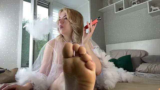 QueenViktoria online show from 07-17-26, 01:23