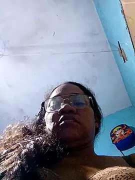 Snapshot of Sexymonmy chatting on 07-15-26, 06:24 Sexymonmy online show from 07-15-26, 06:24