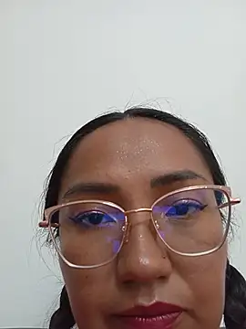 Snapshot of chells_ chatting on 07-30-26, 12:48 chells online show from 07-30-26, 12:48