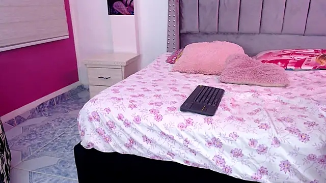 BabyScarlett 01 online show from 07-15-26, 07:30