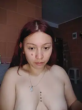 Snapshot of TuSarita chatting on 07-10-26, 02:16 TuSarita online show from 07-10-26, 02:16