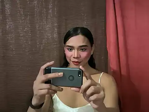 Snapshot of ur_enchanted_samantha chatting on 07-30-26, 03:22 ur enchanted samantha online show from 07-30-26, 03:22