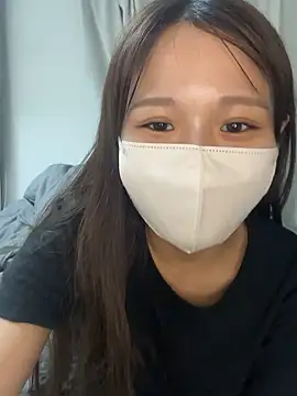 YUNA 033 online show from 07-21-26, 11:01