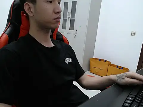 ningmeng1119 online show from 07-04-26, 04:02