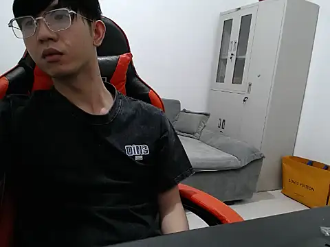 ningmeng1119 online show from 07-17-26, 04:34