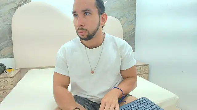 FELIPE DIAMOND online show from 07-09-26, 02:10