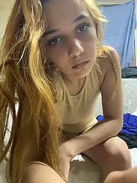 amandablonde49 online show from 07-07-26, 04:11