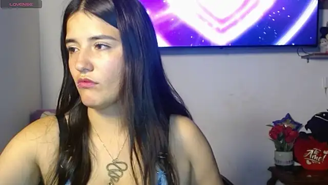 Snapshot of Sofia_Diaz01 chatting on 07-17-26, 01:07 Sofia Diaz01 online show from 07-17-26, 01:07