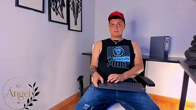 AngelBlue   online show from 07-30-26, 07:57