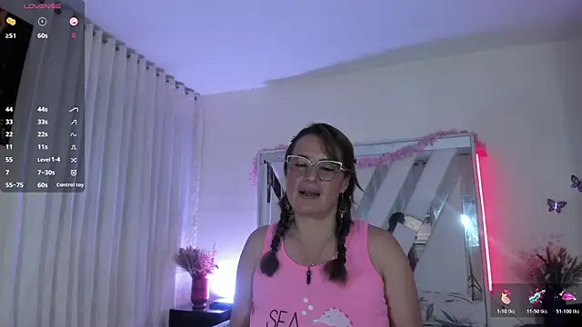 cristal laurentt online show from 07-10-26, 02:05