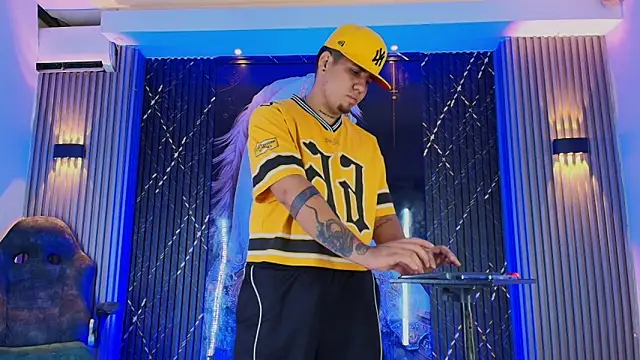 Iam Josue- online show from 07-12-26, 06:54