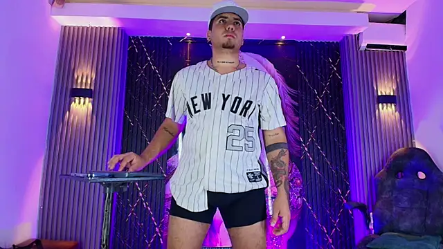 Iam Josue- online show from 07-16-26, 01:00