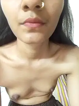 Snapshot of nadiya_khan_ chatting on 07-15-26, 03:06 nadiya khan online show from 07-15-26, 03:06