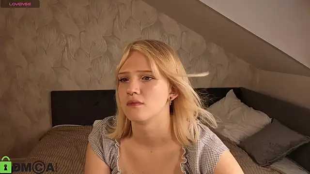Lilly Jhonass online show from 07-09-26, 01:09