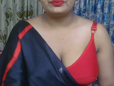 Snapshot of Wow-ruchi chatting on 07-11-26, 03:31 Wow-ruchi online show from 07-11-26, 03:31