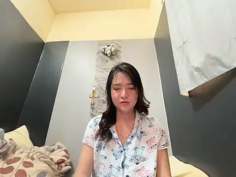 Snapshot of topofanAngel chatting on 07-17-26, 04:19 topofanAngel online show from 07-17-26, 04:19