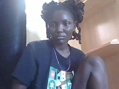 Snapshot of Black_beautygirlll chatting on 07-08-26, 10:31 Black beautygirlll online show from 07-08-26, 10:31
