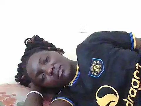 Snapshot of Black_beautygirlll chatting on 07-10-26, 05:45 Black beautygirlll online show from 07-10-26, 05:45