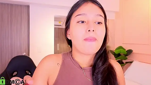 Snapshot of BELLA_GAITAN_ chatting on 07-16-26, 10:54 BELLA GAITAN online show from 07-16-26, 10:54